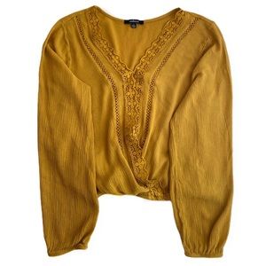 🛍Size L Ambiance Crop Top🛍